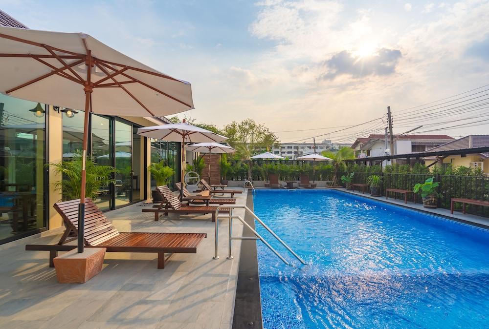 Suphan Lake Hometel Bangkok Ngoại thất bức ảnh